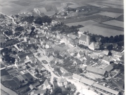 LA1957