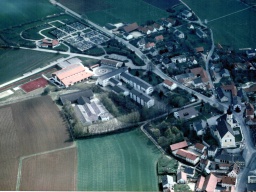 Mehrzweckhalle